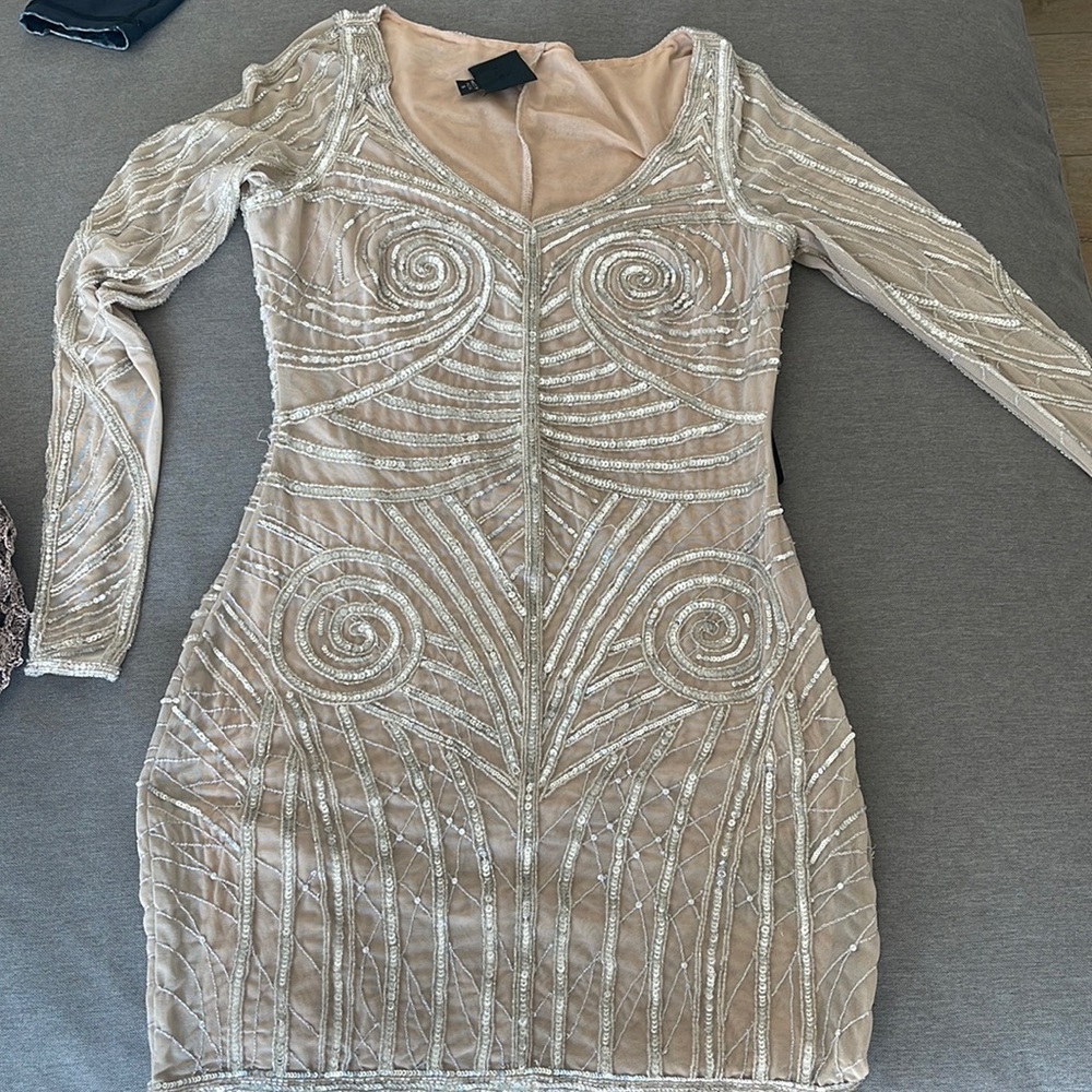 Bebe dress